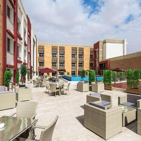 Best Western Plus Al Qurayyat City Center Zewnętrze zdjęcie
