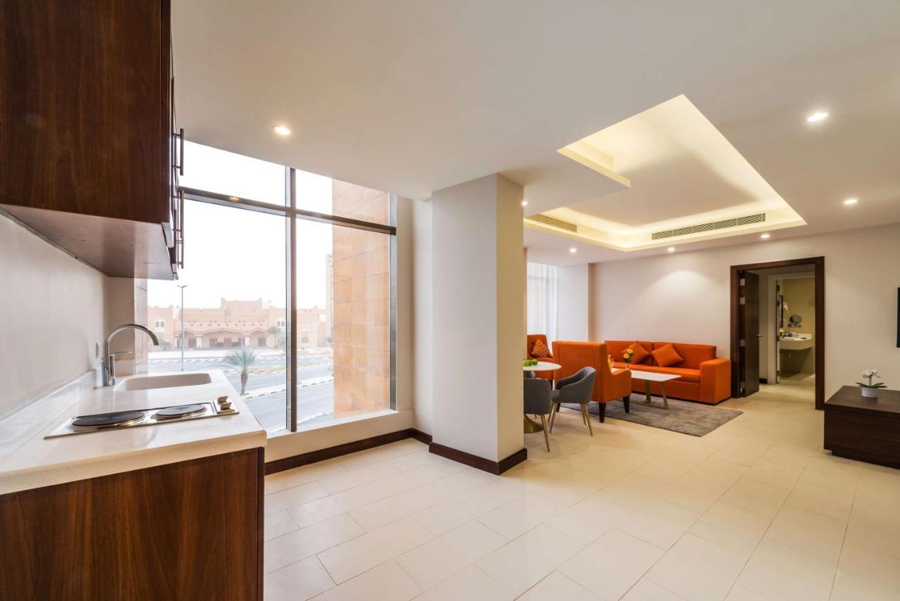 Best Western Plus Al Qurayyat City Center Zewnętrze zdjęcie