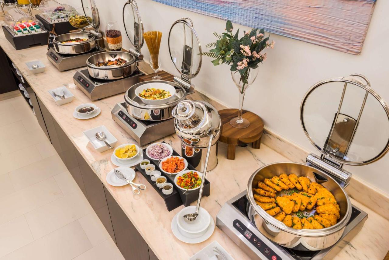 Best Western Plus Al Qurayyat City Center Zewnętrze zdjęcie