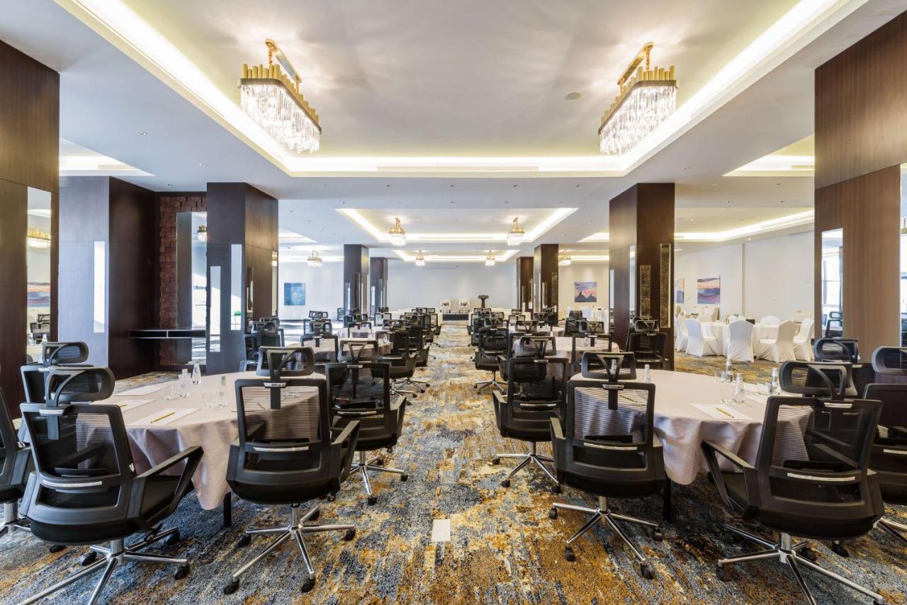 Best Western Plus Al Qurayyat City Center Zewnętrze zdjęcie
