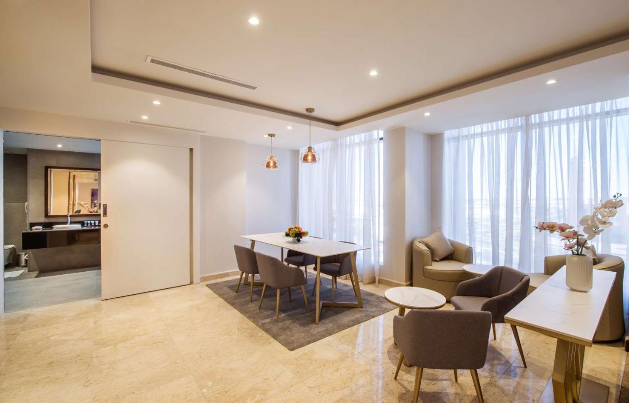 Best Western Plus Al Qurayyat City Center Zewnętrze zdjęcie