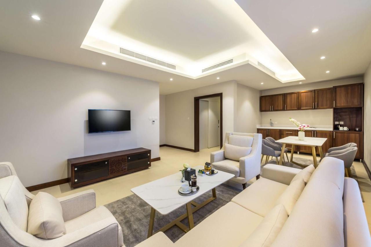 Best Western Plus Al Qurayyat City Center Zewnętrze zdjęcie