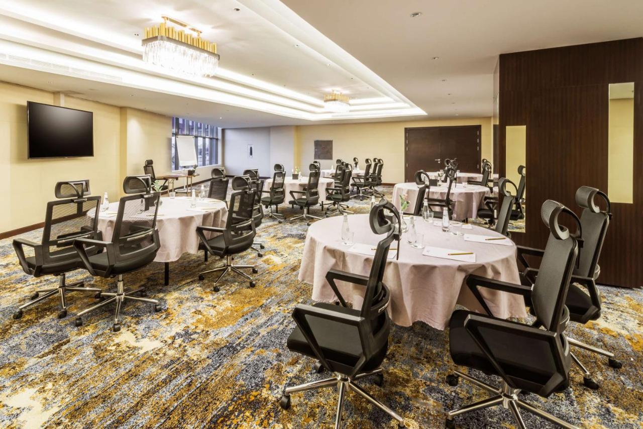 Best Western Plus Al Qurayyat City Center Zewnętrze zdjęcie