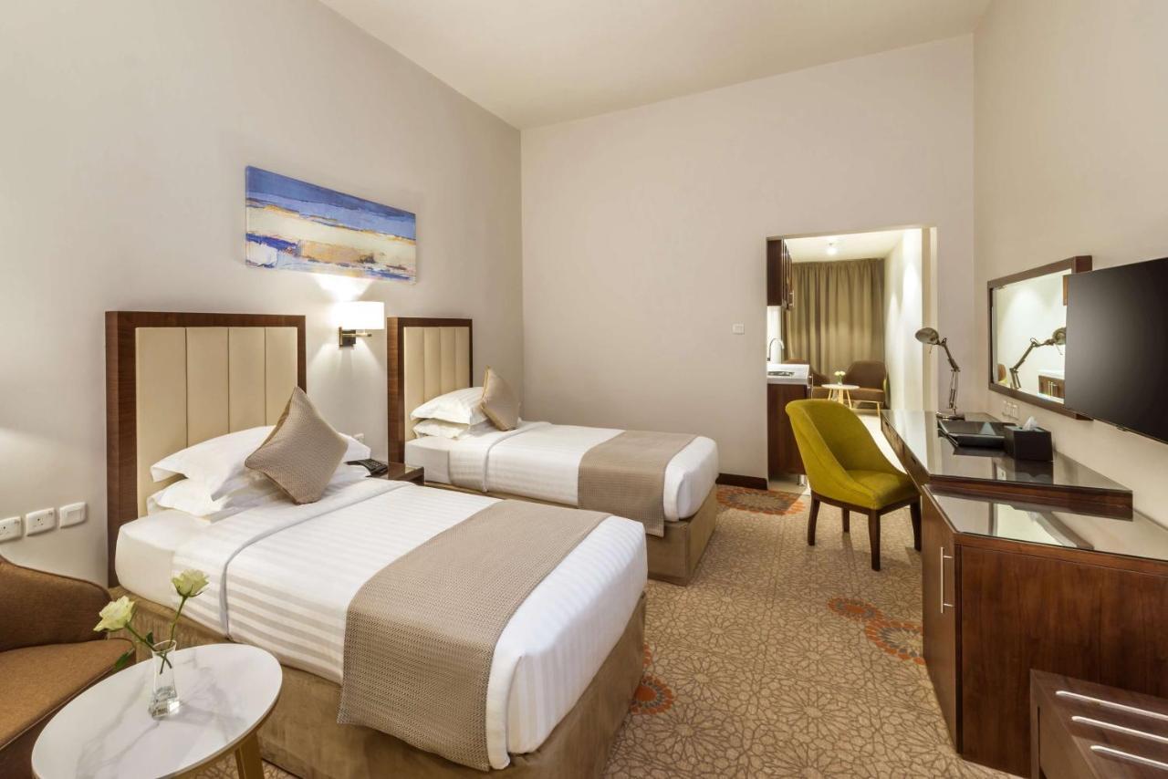 Best Western Plus Al Qurayyat City Center Zewnętrze zdjęcie